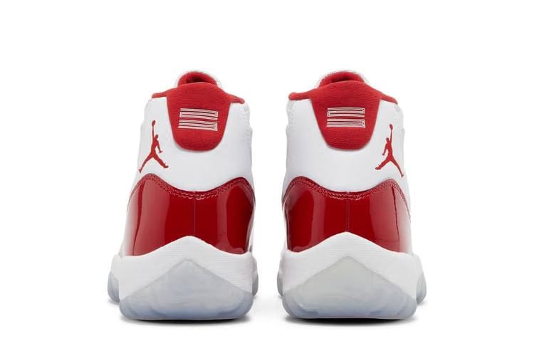 Air Jordan 11 Cherry