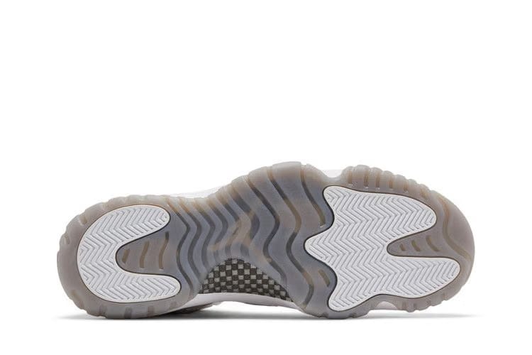 Air Jordan 11 Retro Low Ie Lt Orewood BrnNeutral GreyWhite