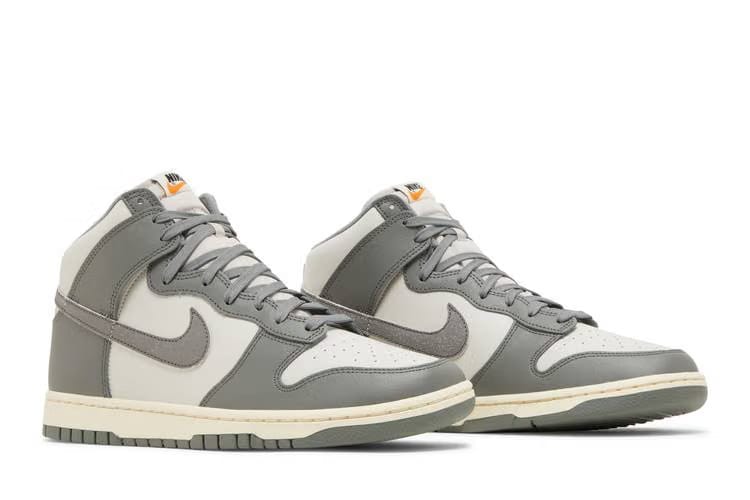 Nike Dunk High Vintage Light Bone Grey