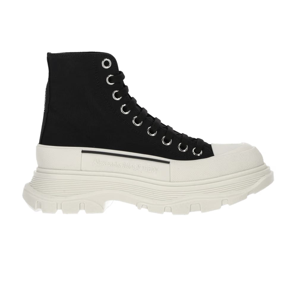 Alexander McQueen Wmns Tread Slick Boot 'Black White'