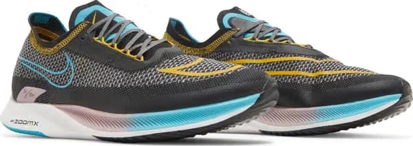 ZoomX Streakfly Dark Sulphur Chlorine Blue