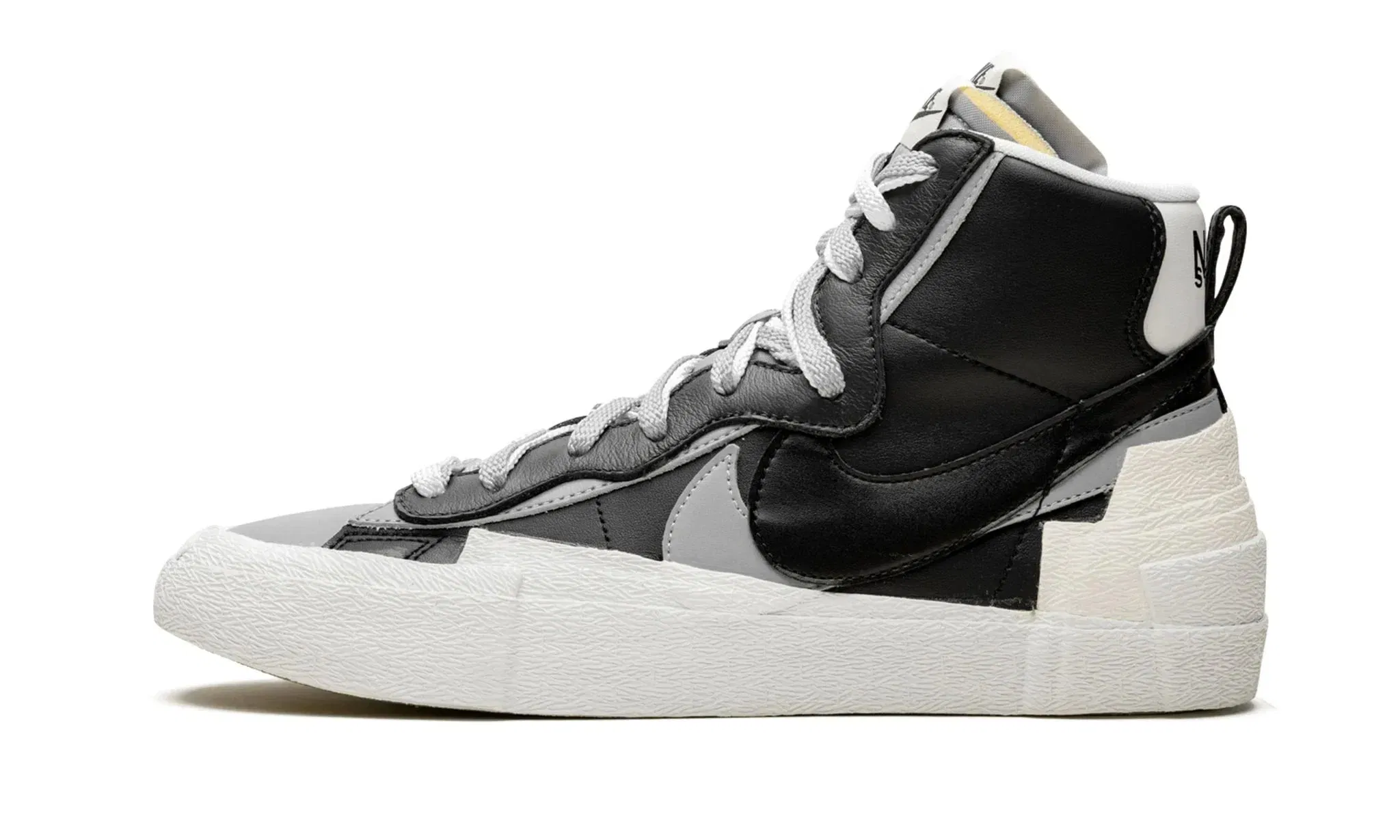 Nike x Sacai Blazer Mid BlackWolf Grey