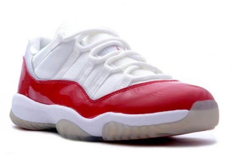 Air Jordan 11 Retro Low Cherry 2001
