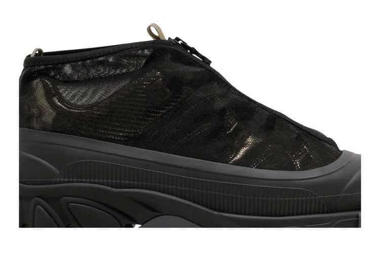 Burberry Arthur Black Gold GOAT Exclusive
