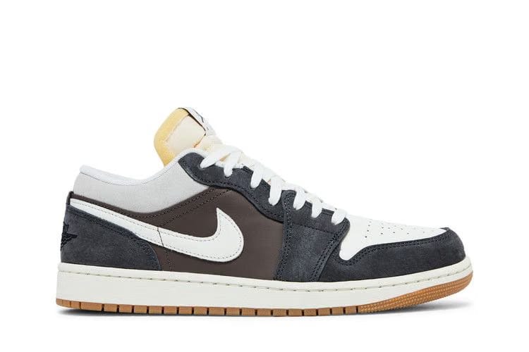Air Jordan 1 Low SNKRS Day Korea Magpie (2023)