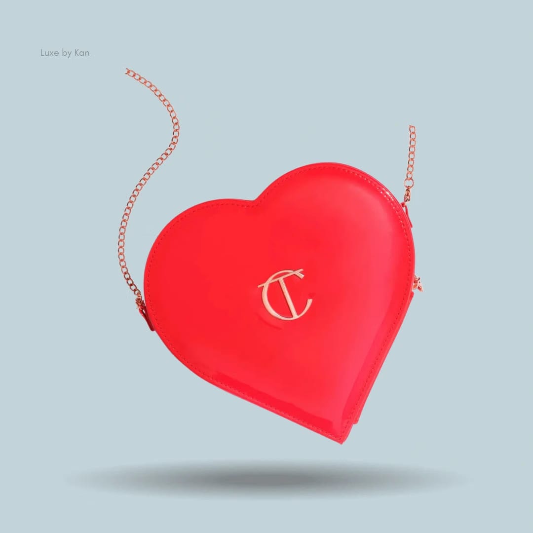 Charlotte Tilbury Heart Woven Make-Up Bag