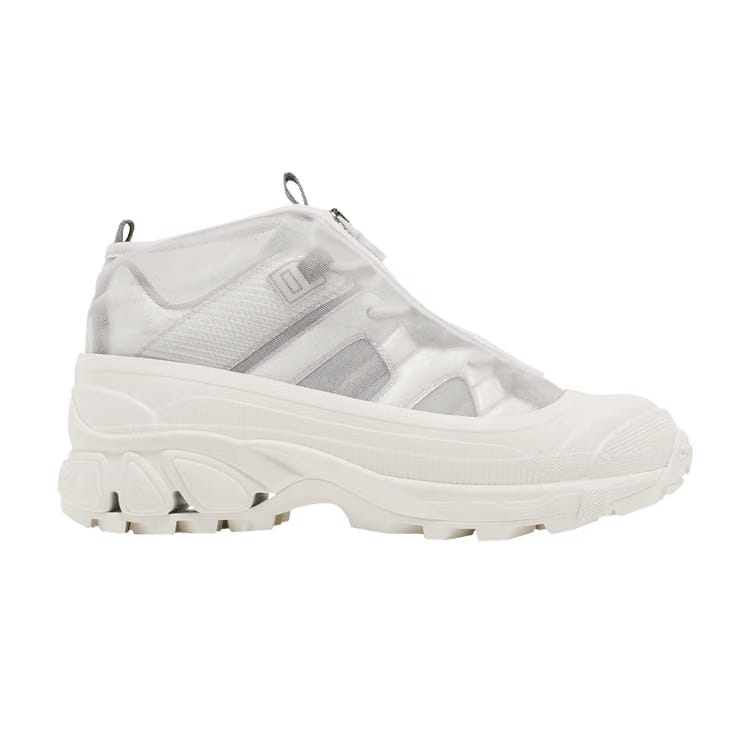 Burberry Wmns Arthur 'Silver' GOAT Exclusive