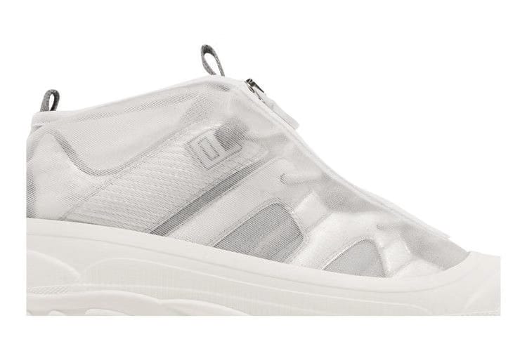 Burberry Wmns Arthur 'Silver' GOAT Exclusive