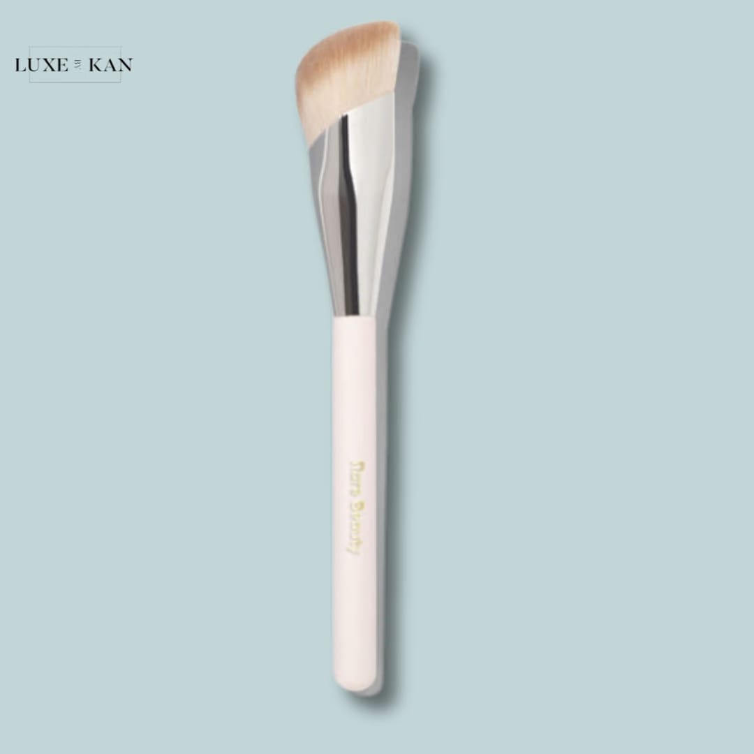 RARE BEAUTY LIQUID TOUCH FOUNDATION BRUSH