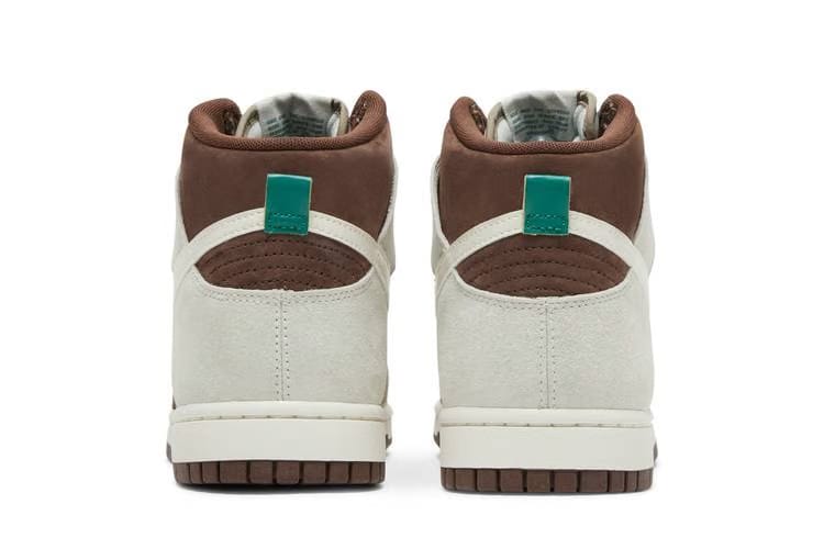 Dunk High Light Chocolate
