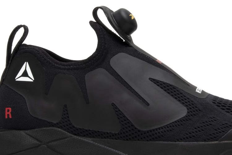 Vetements x Pump Supreme Black