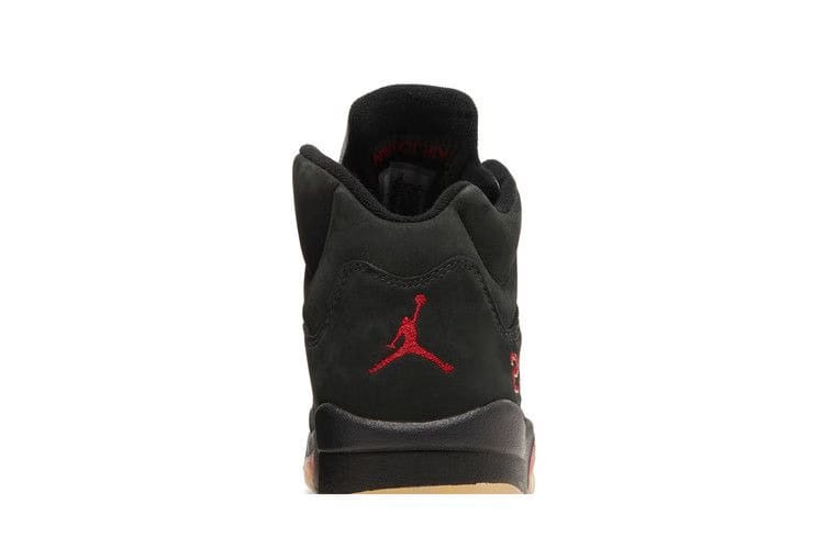 Wmns Air Jordan 5 Retro Gtx Off NoirFire RedBlackMuslin