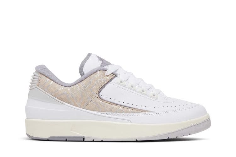 AIR JORDAN 2 RETRO LOW 'WHITE/CEMENT GREY-SANDDRIFT-NEUTRAL GREY'