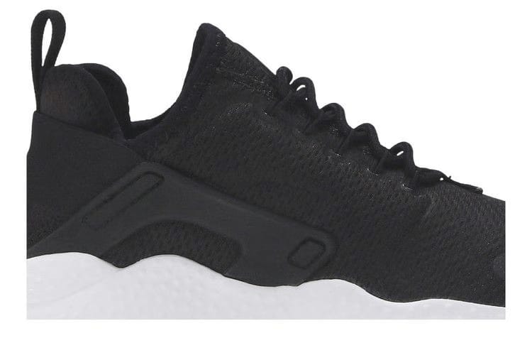 Nike Air Huarache Black Black White