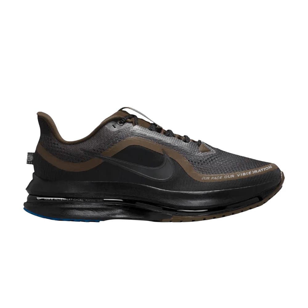 Nike Pegasus Premium Our Pace, Our Vib(e)Ration Dark Hazelnut/Off Noir-Iron Ore-Black