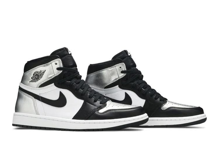Air Jordan 1 Retro High OG Silver Toe