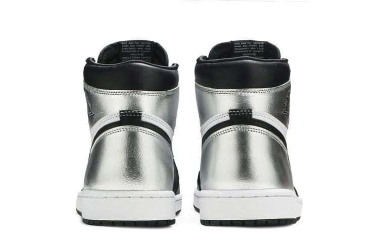 Air Jordan 1 Retro High OG Silver Toe