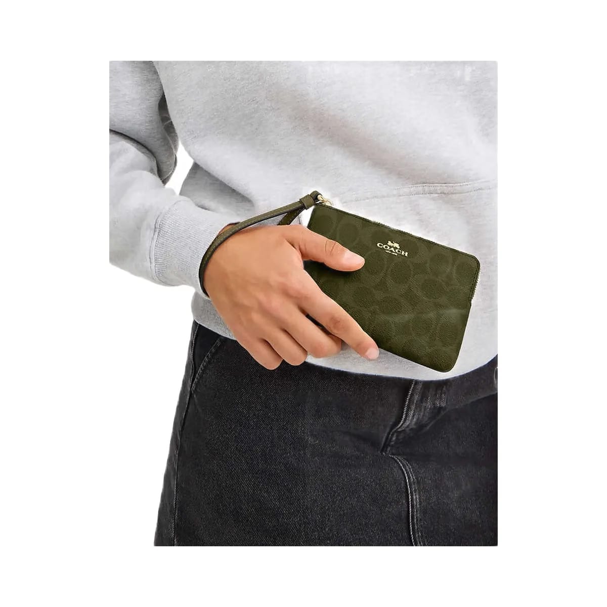 Coach Corner Zip Wristlet In Signature Canvas Signature Canvas-Gold-Olive