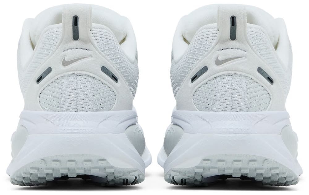 Nike Wmns Vomero 18 'White Photon Dust'