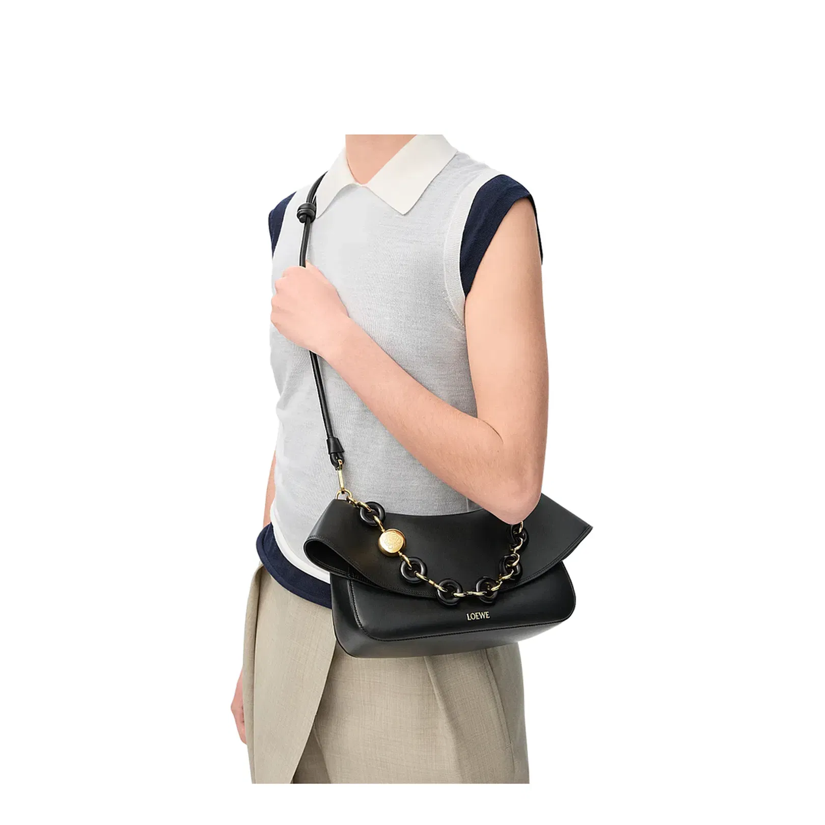 Ola Medium Calfskin Shoulder Bag - Black