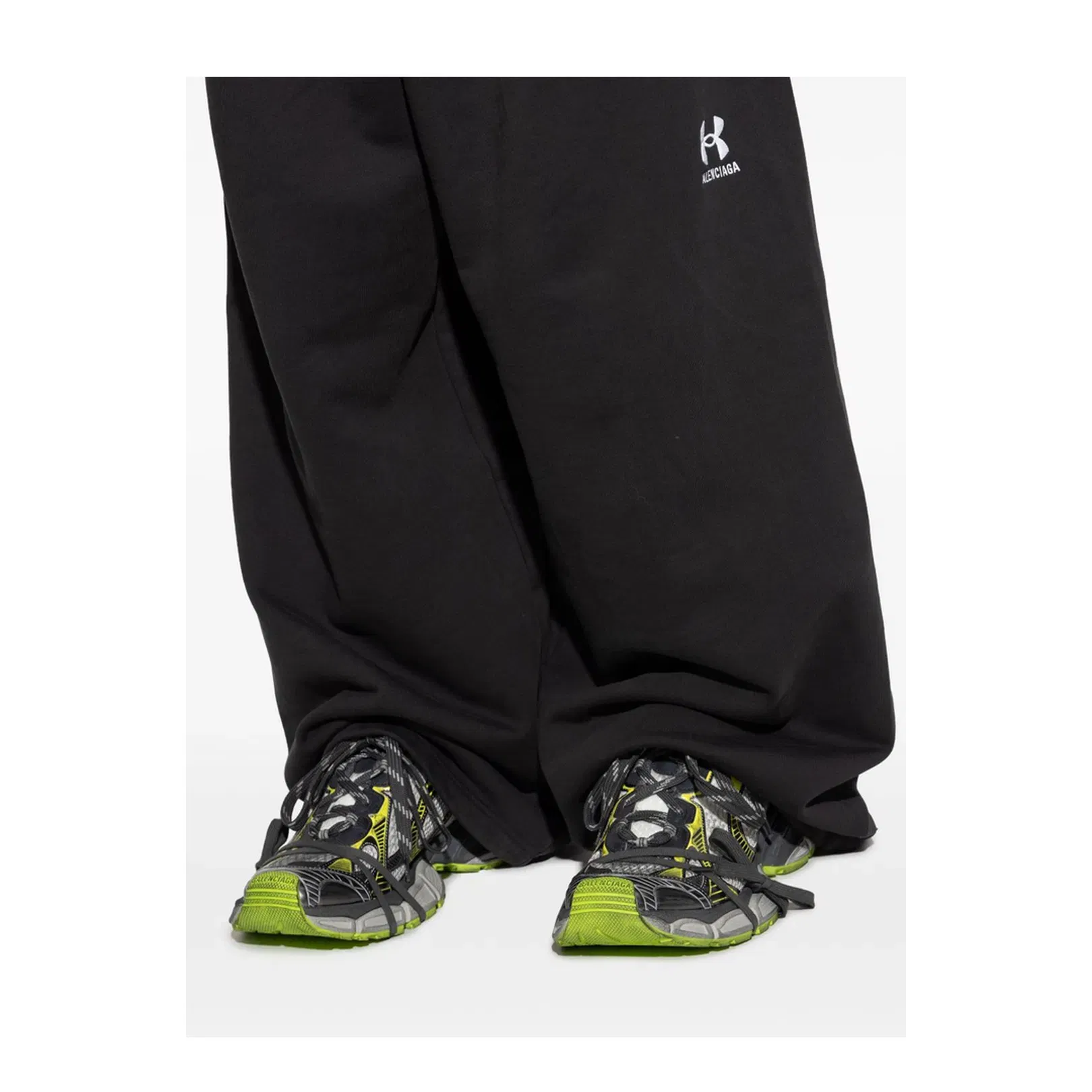 3XL Trainers in White Grey Green Yellow