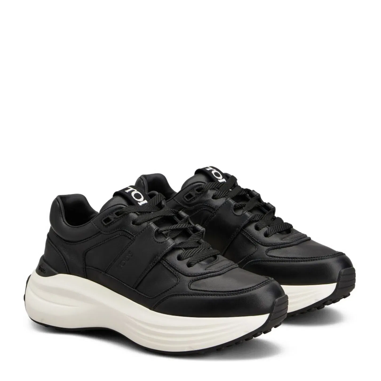 Sneakers in Leather