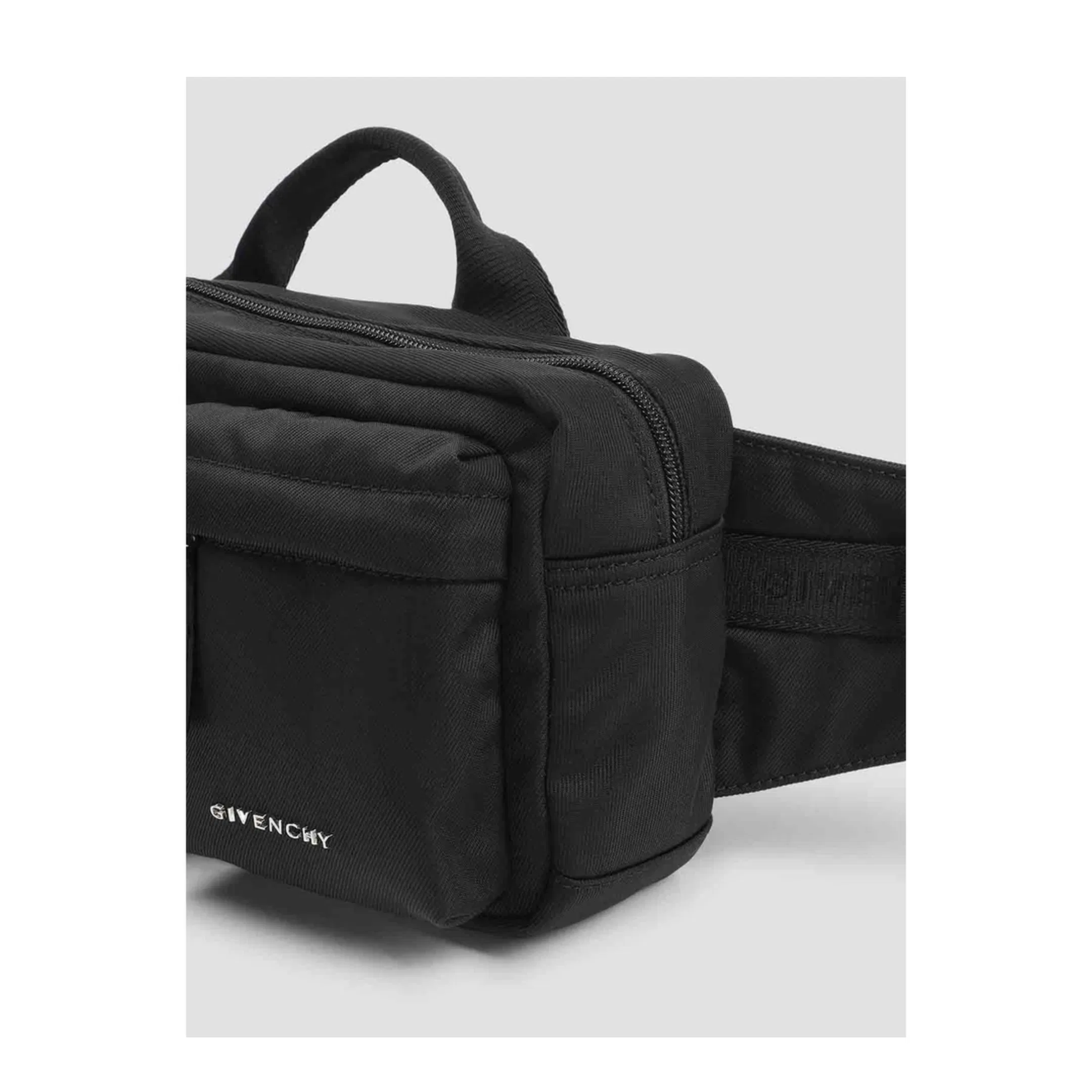 Essential U Belt Bag in Nylon
