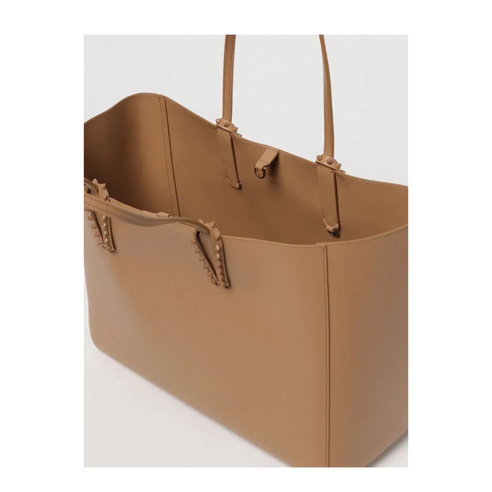 Cabata Large Tote Bag Soft Calf Leather and Spikes Lionne