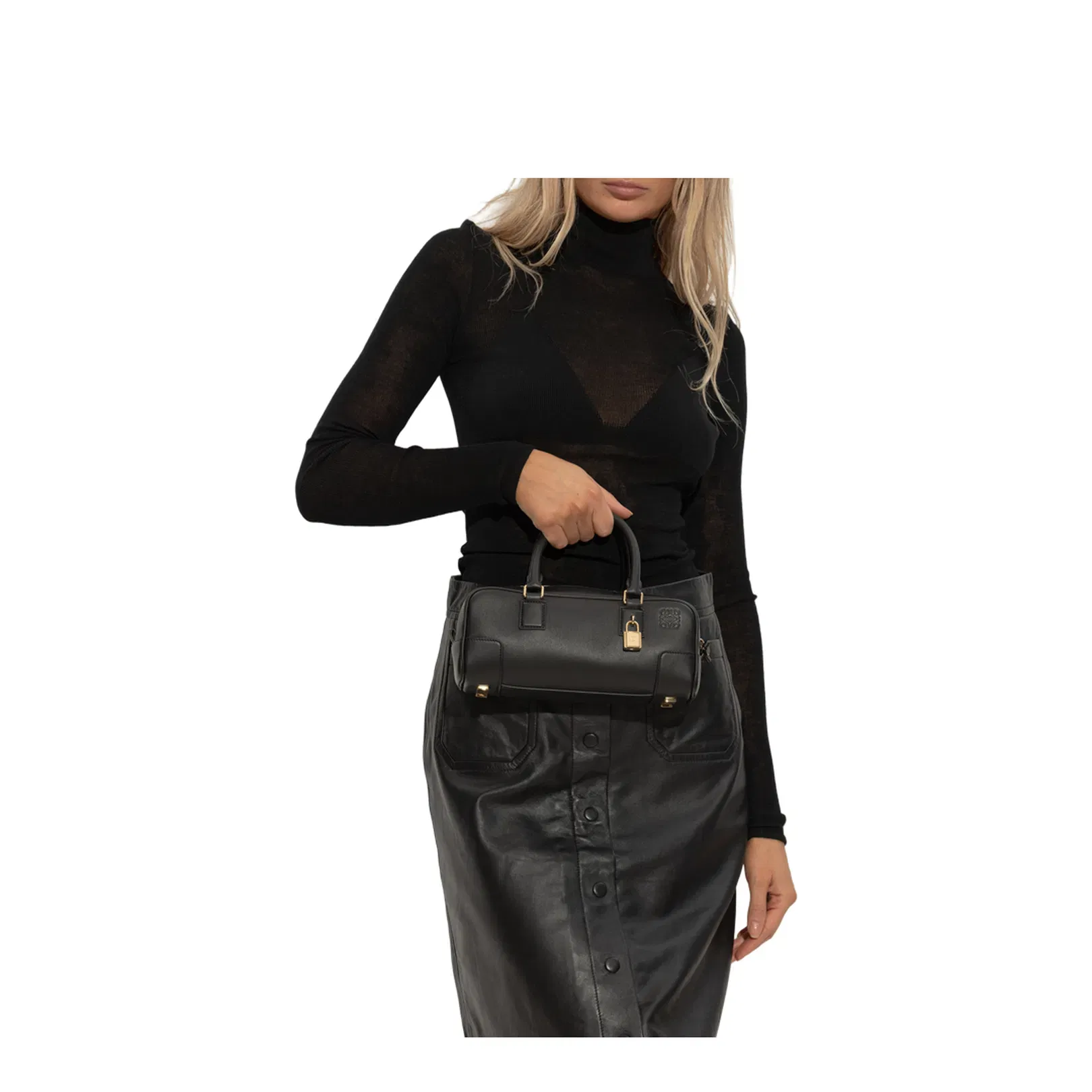 Amazona 23 Cropped Leather Shoulder Bag - Black
