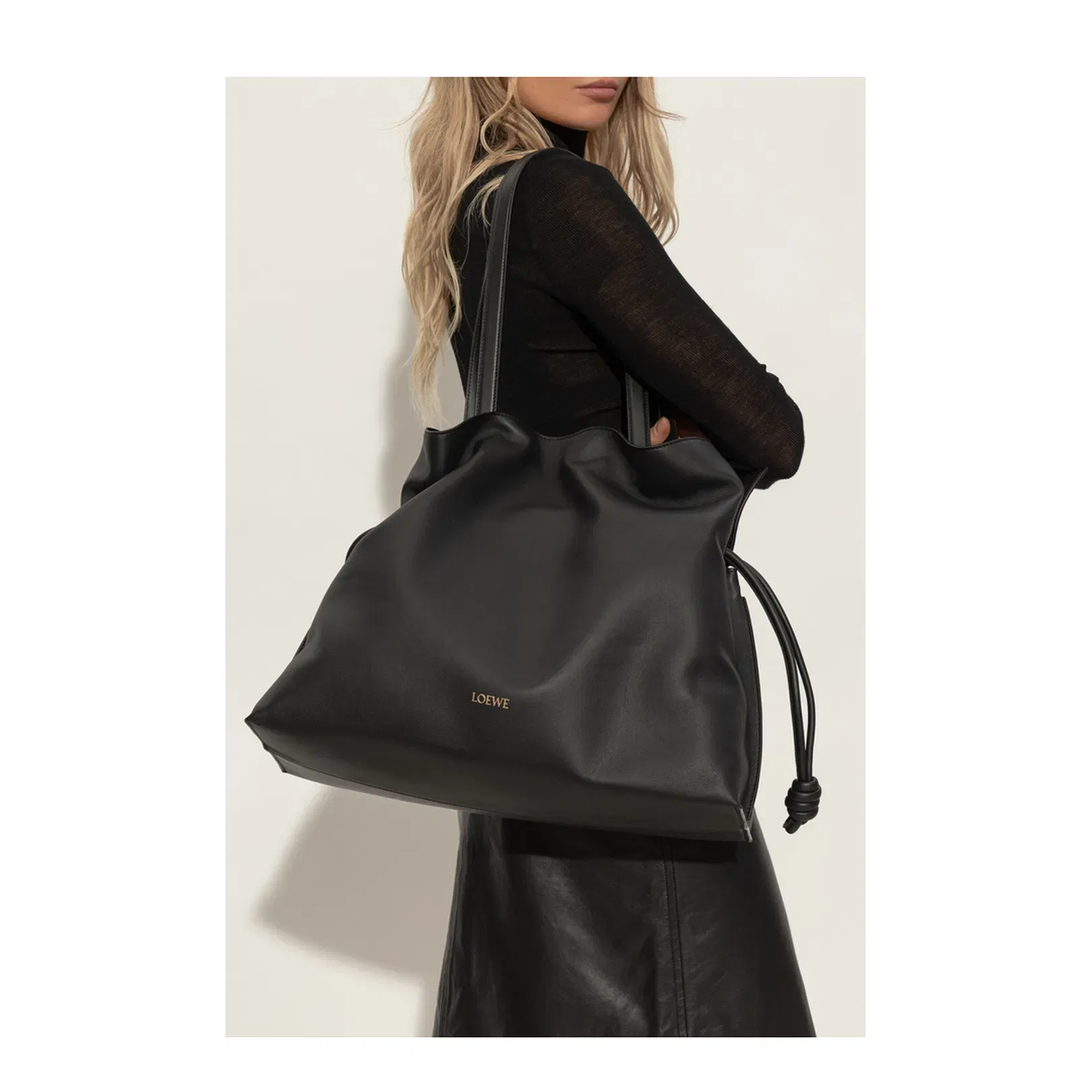 Flamenco XL Leather Shoulder Bags - Black