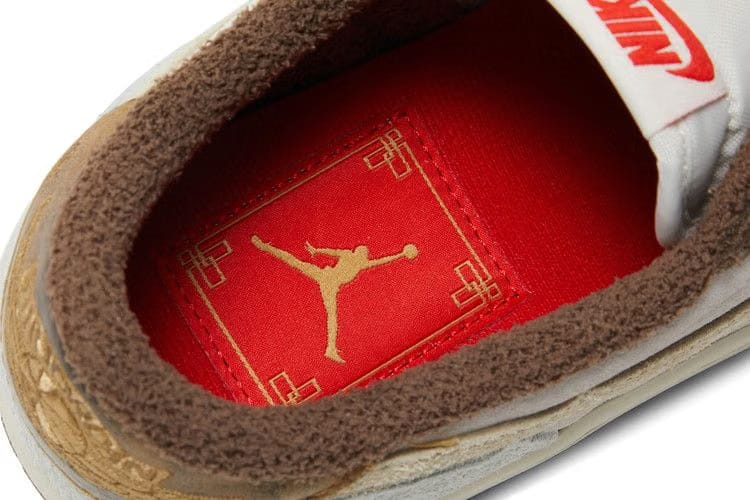 Air Jordan 1 Retro Low OG Year Of The Rabbit