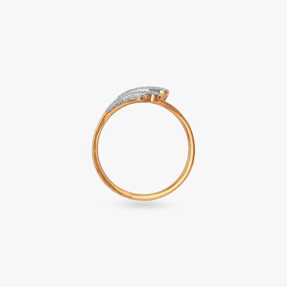Verdant Wing Diamond Ring