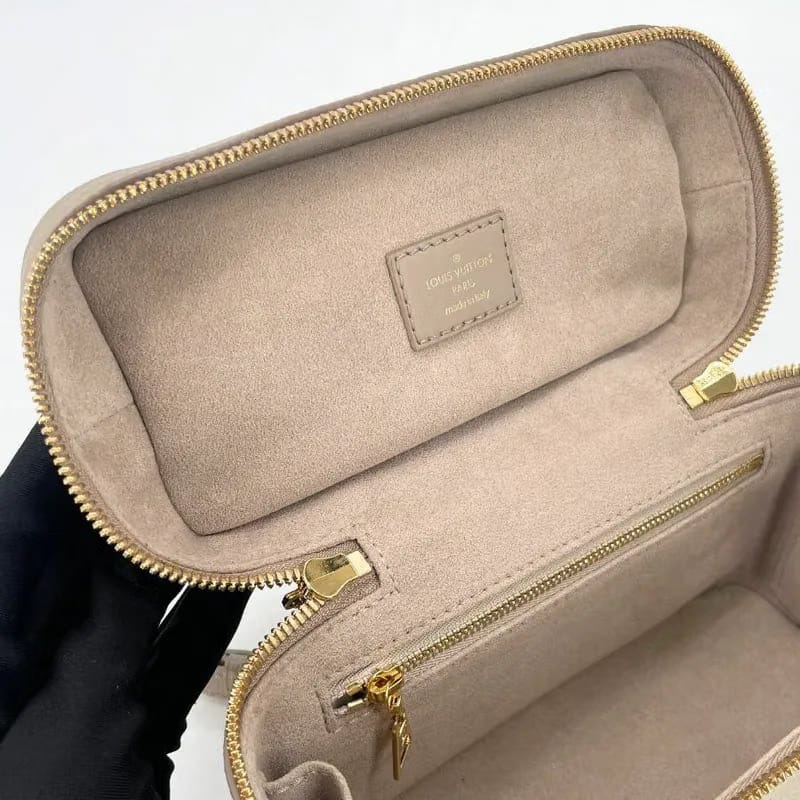 C553 - LOUIS VUITTON Gray Monogram Empreinte Vanity Bag