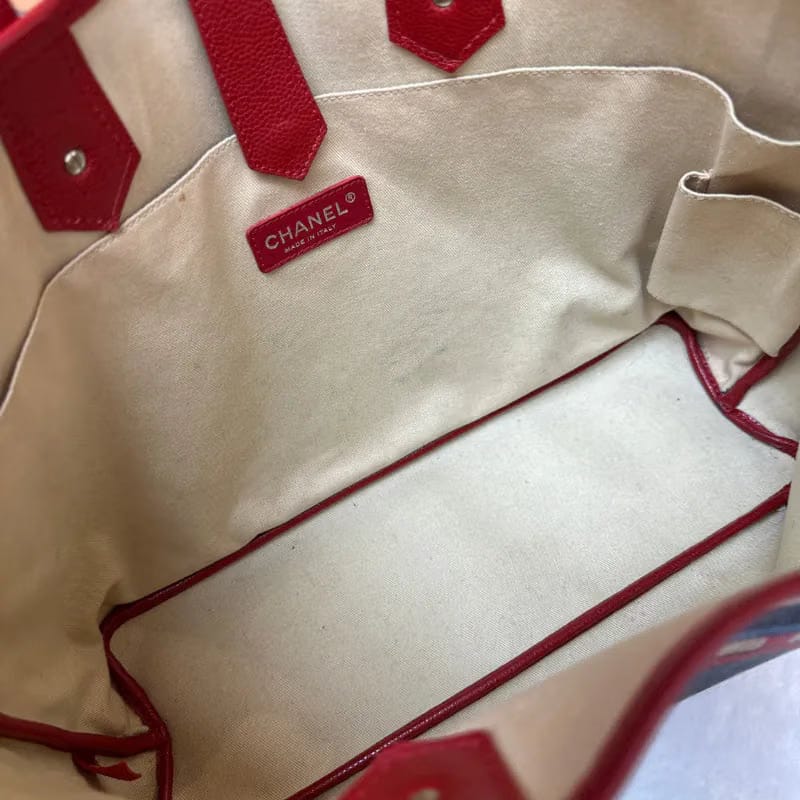 C543 - CHANEL Vintage Red Coated Le Train Tote Bag