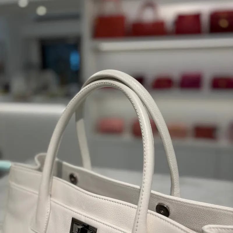 C532 - CHANEL Vintage White Cavier Leather 2.55 Executive Handbag