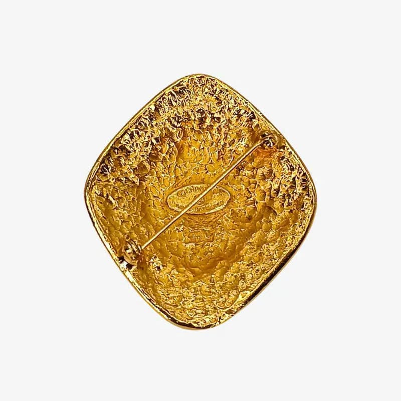 RC322 - CHANEL Vintage Diamond Shaped Gold Plated Brooch