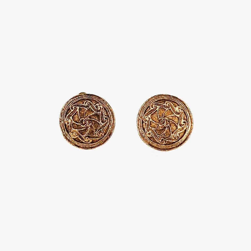 JW610 - CHANEL Vintage Round Gold Plated Clip-On Earrings