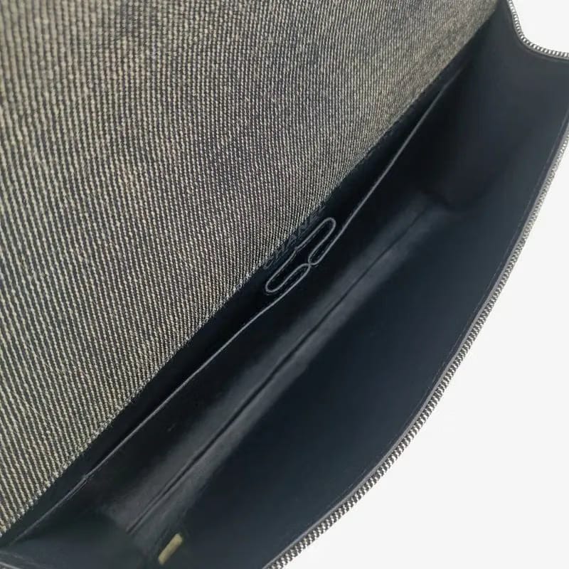 JU391 - CHANEL Vintage Black Denim Chocolate Bar Flap Bag