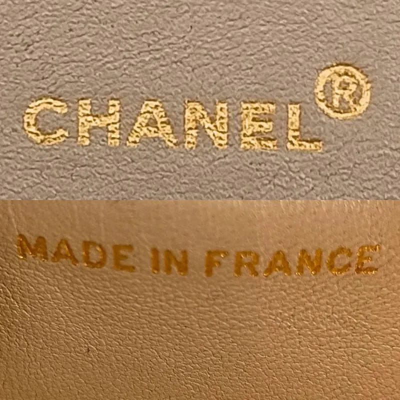 C469 - CHANEL Vintage Beige Lambskin 25cm Classic Flap Bag
