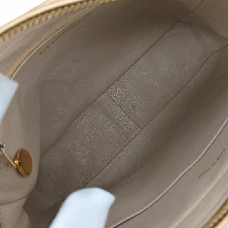 C462 - CHANEL Vintage Gold Lambskin Gold Chain Camera Bag