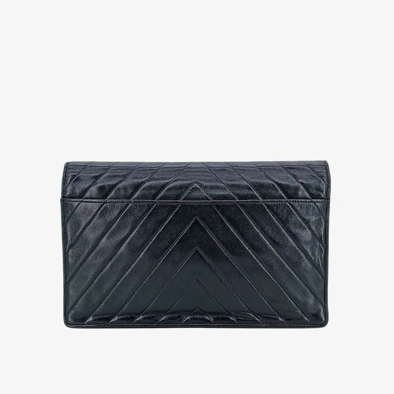 RA595 - CHANEL Vintage Green Lambskin Crystal Embellished Flap Bag