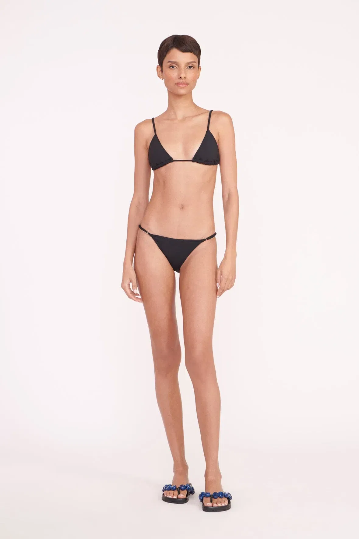 ALEXIS TRIANGLE TOP BLACK