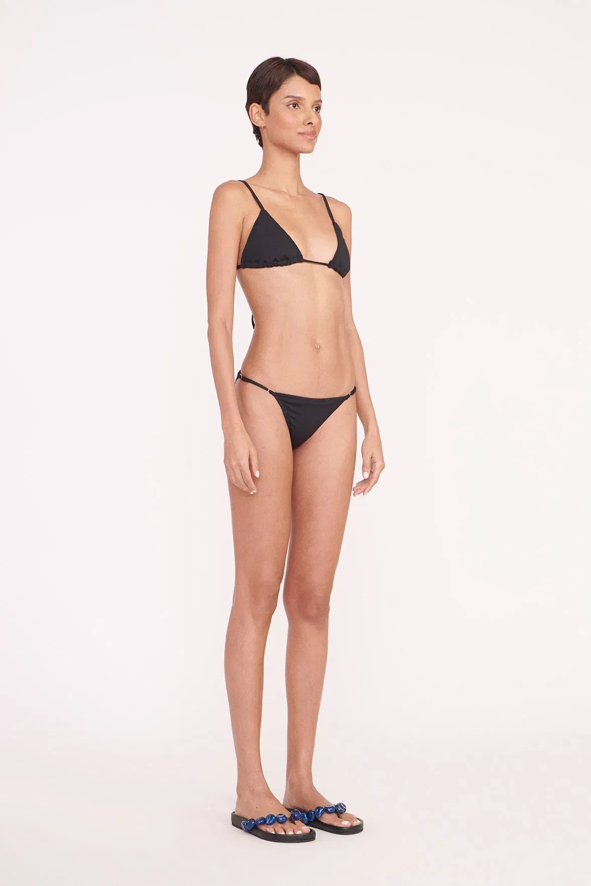 ALEXIS TRIANGLE TOP BLACK