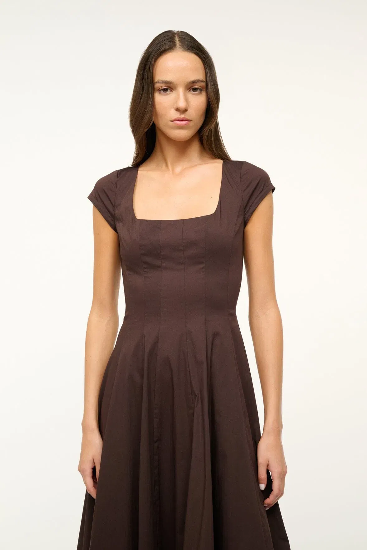 SHORT SLEEVE WELLS DRESS EARTH