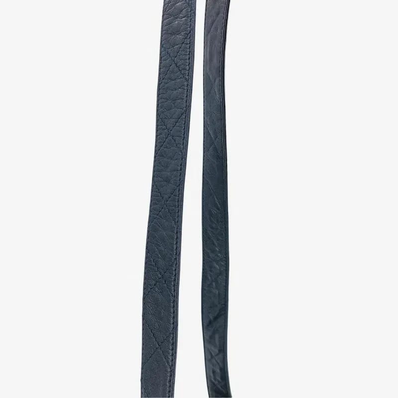 JT581 - CHANEL Vintage Navy Lambskin Tassel Vanity Case Bag