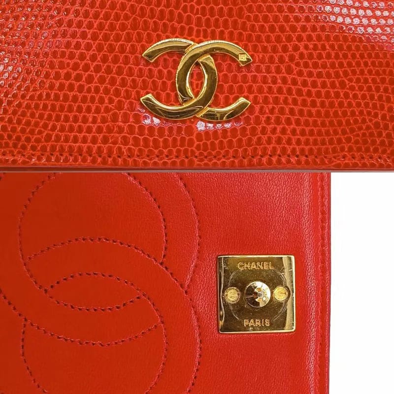 JT570 - CHANEL Vintage Red Lizardskin Full Flap Bag