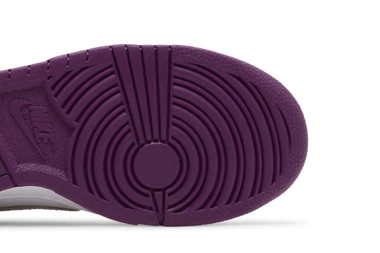 Dunk Low GS Platinum Purple
