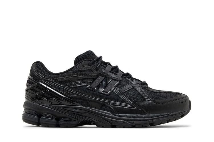 1906U Triple Black