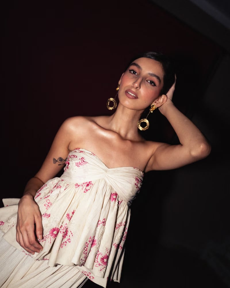COSMOPOLITAN TOP