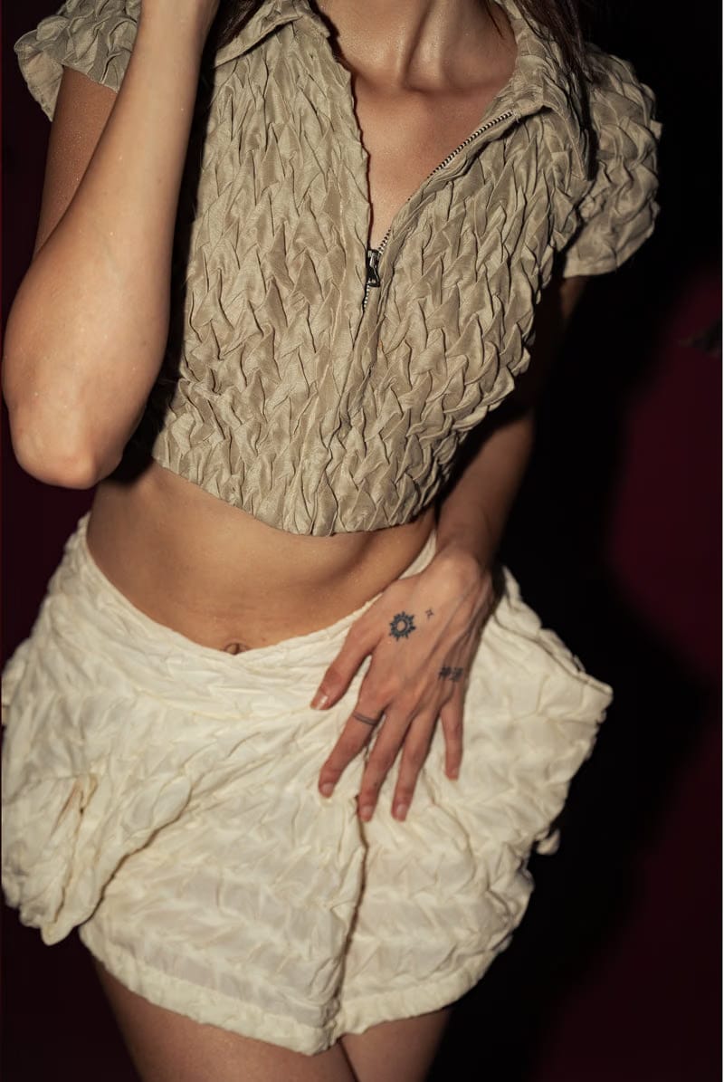 HONEY TRAP TOP